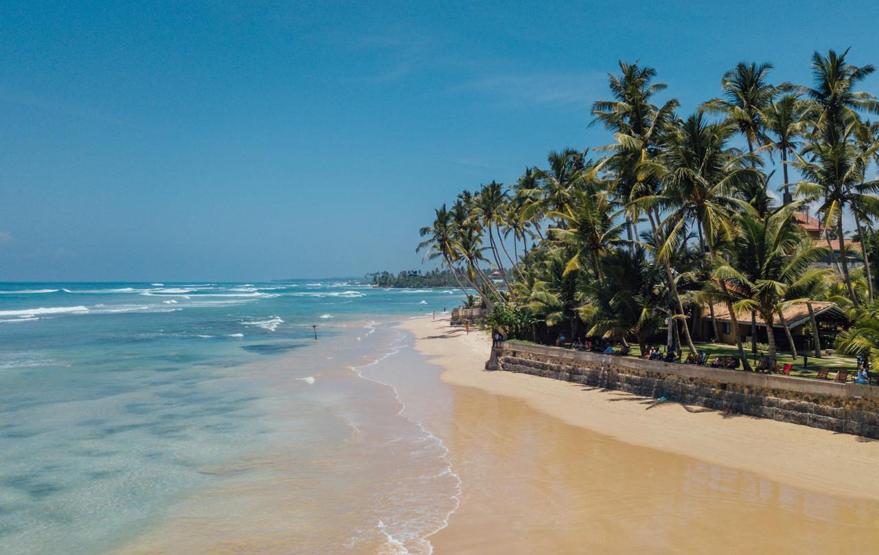 Beach Front Ahangama Luaran gambar