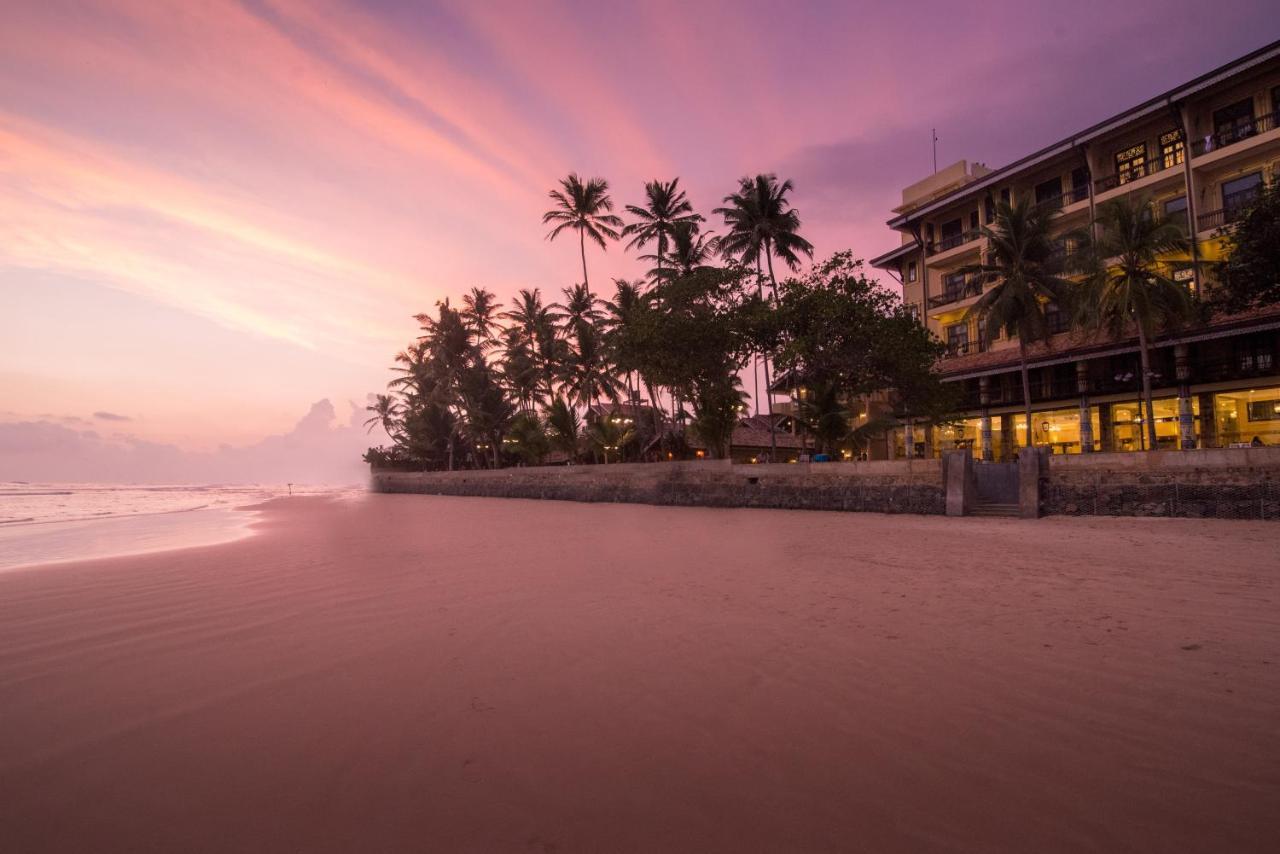 Beach Front Ahangama Luaran gambar